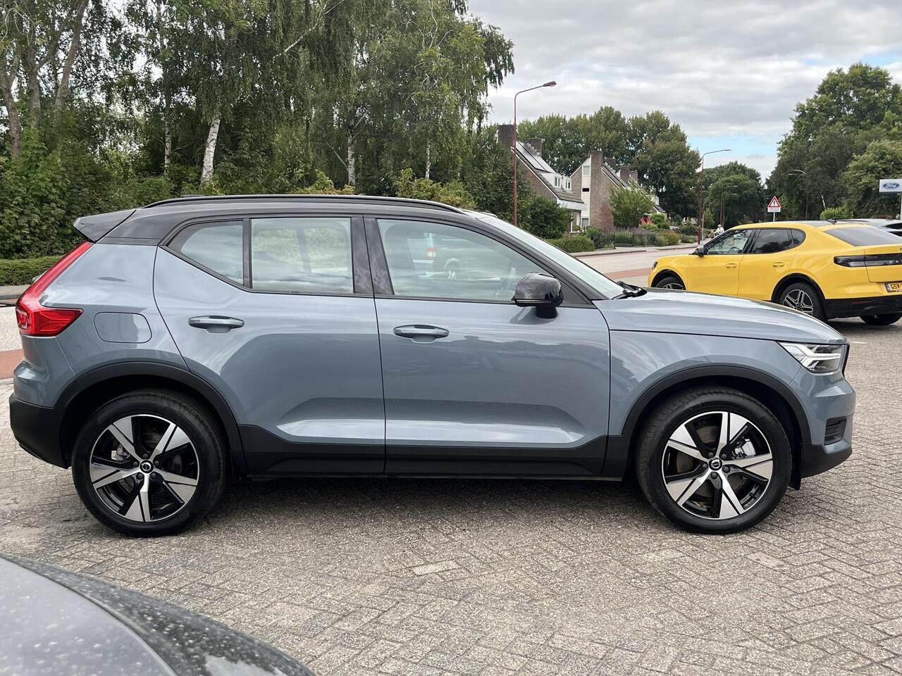 Volvo XC40 1.5 T5 Recharge R-Design 262pk | ZUID | Parking pack | 1.800 Kg trekgewicht