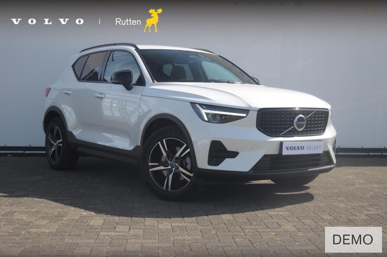 Volvo XC40 B4 211PK Automaat Plus Dark / Adaptive cruise control / Elektrische stoelen / Harman Kardon audio / Pilot assist / BLIS / Stoel en stuur verwarming / Elektrische achterklep / Parkeersensoren met camera / Google infotainment