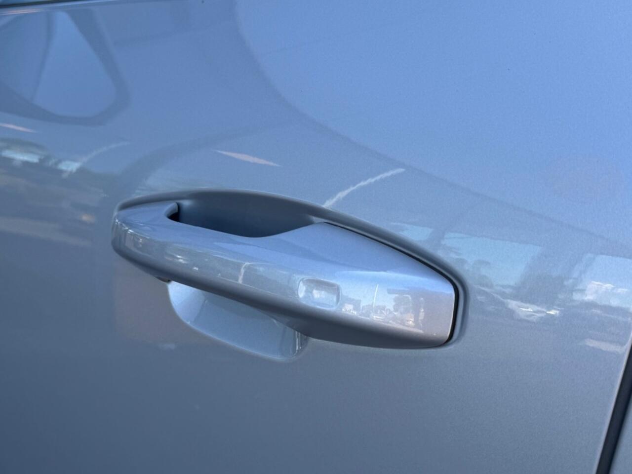 Volvo XC40 1.5 T4 Recharge Core Bright - Navi - camera