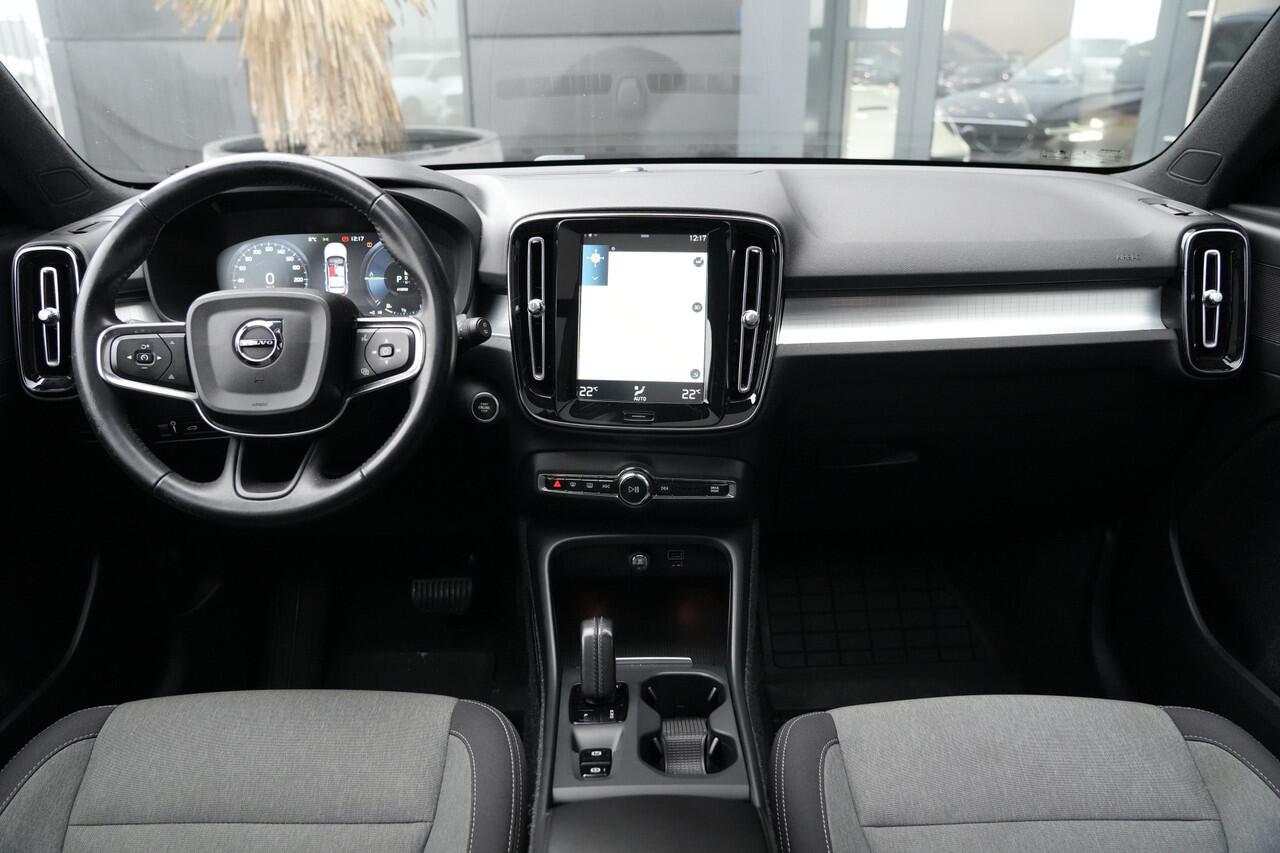 Volvo XC40 1.5 T5 Recharge Inscription 262pk Panoramadak/Navigatie/360Camera