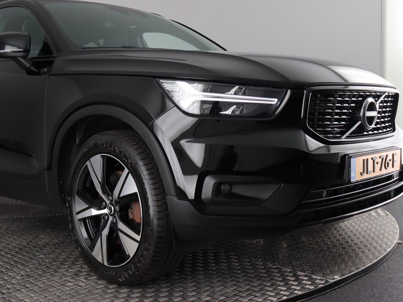 Volvo XC40 1.5 T5 Recharge R-Design Nieuwstaat! (Camera / ACC / Navi / Stoel-Stuurverw. / 19'')