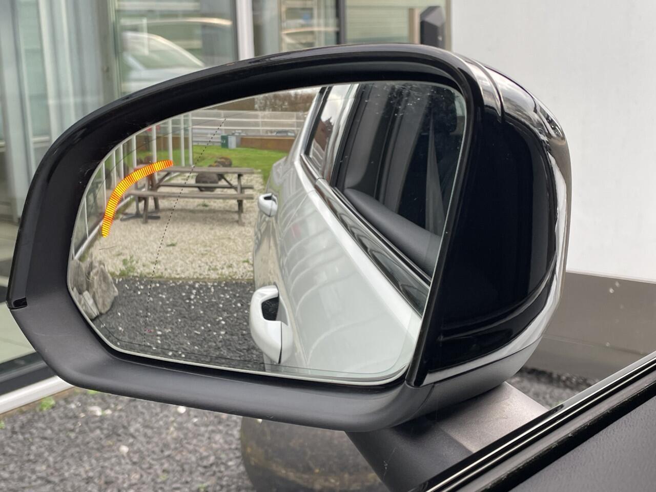 Volvo XC40 1.5 T5 Recharge R-Design | Pano | Leder | Elek klep | D.hoek | Carplay