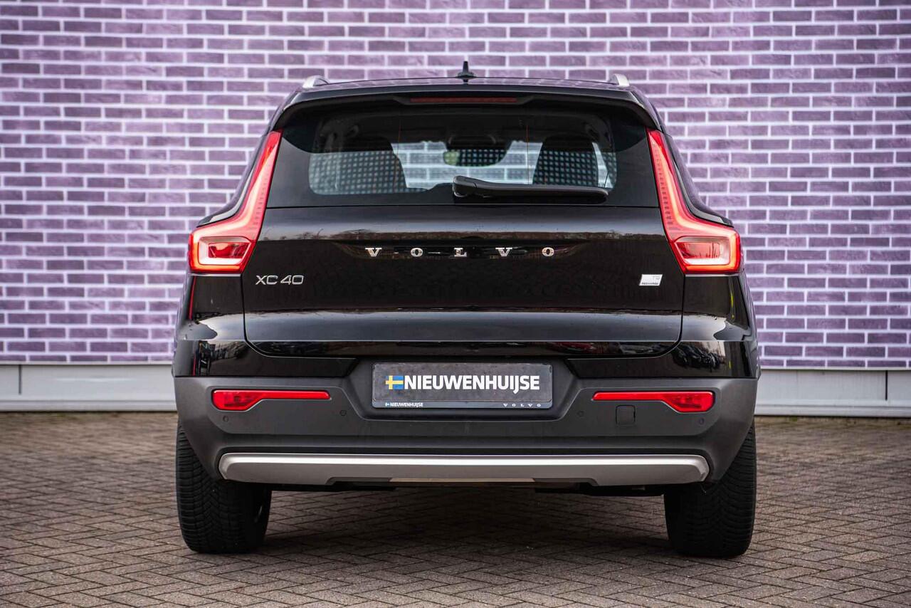 Volvo XC40 1.5 T5 Recharge Inscription Expression | Trekhaak | Leder | Memory | Adaptieve LED meesturend | Harman/Kardon | cruise control | Blis | On Call | Key Less Entry