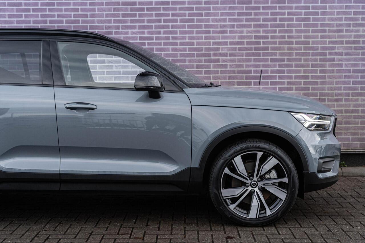 Volvo XC40 1.5 T5 Recharge R-Design | Schuif-/ Kanteldak | Stoel- / Stuurverwarming | Harman Kardon Audio | Getint Glas | Cruise Control | 360 camera | Parkeerverwarming | Keyless | Carplay | Volvo on Call |