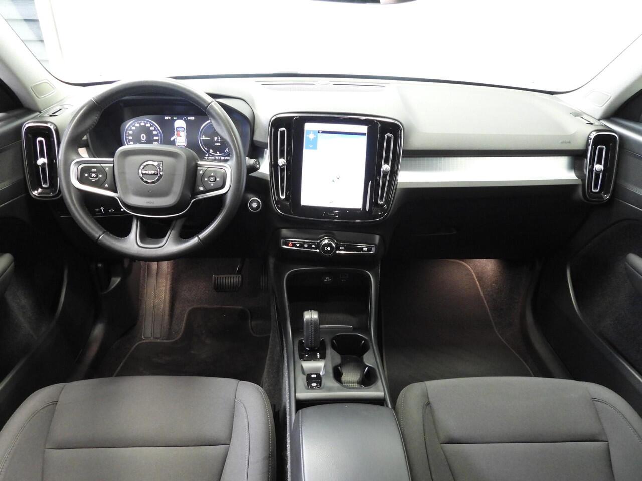 Volvo XC40 1.5 T4 Recharge R-Design NAVI/TREKHAAK/CAMERA/LED/18"LMV!