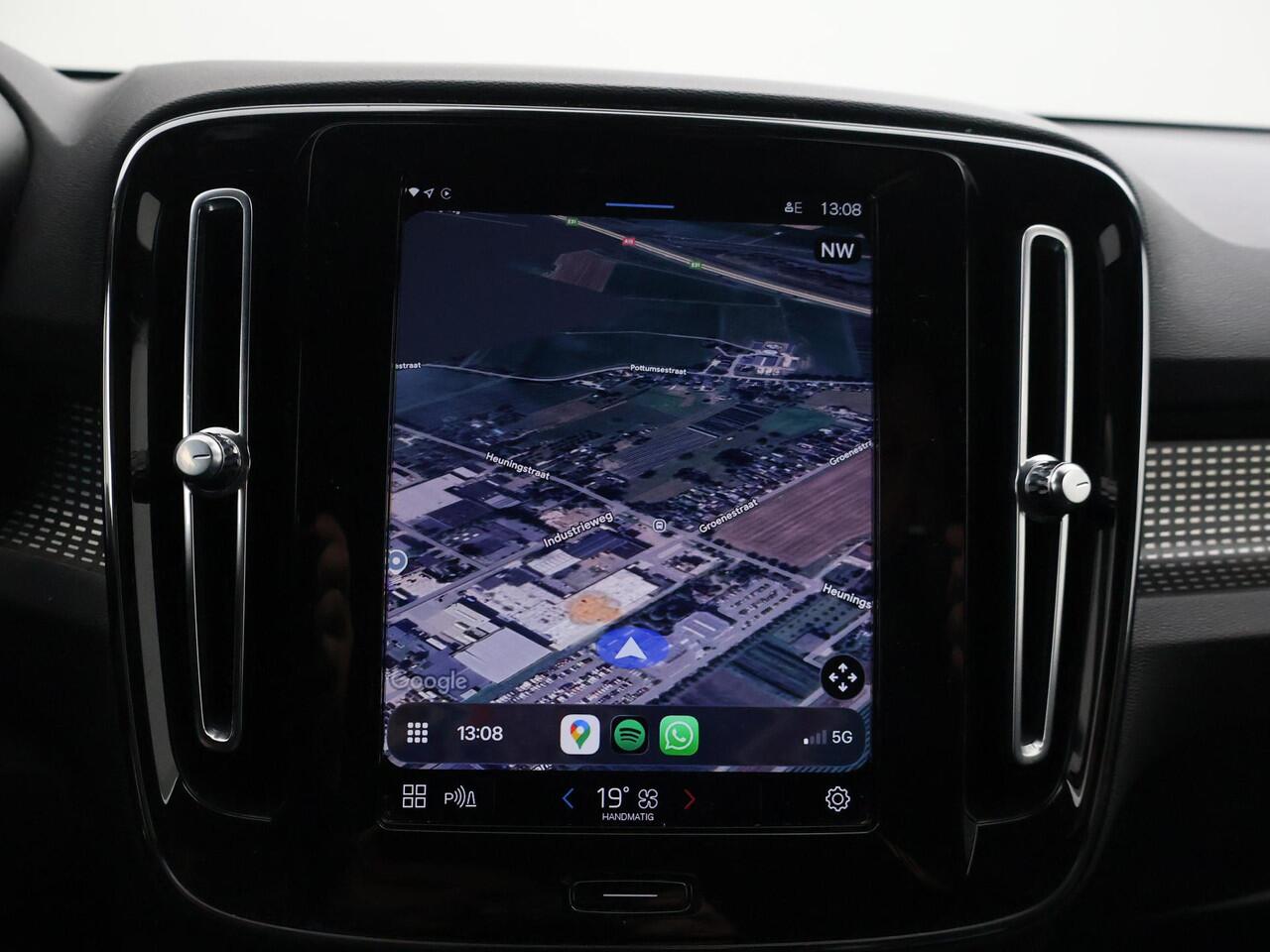 Volvo XC40 RECHARGE P8 AWD 408 PK *93% SOH* + AFN. TREKHAAK | APPLE CARPLAY | 19 INCH | DAB | GOOGLE MAPS