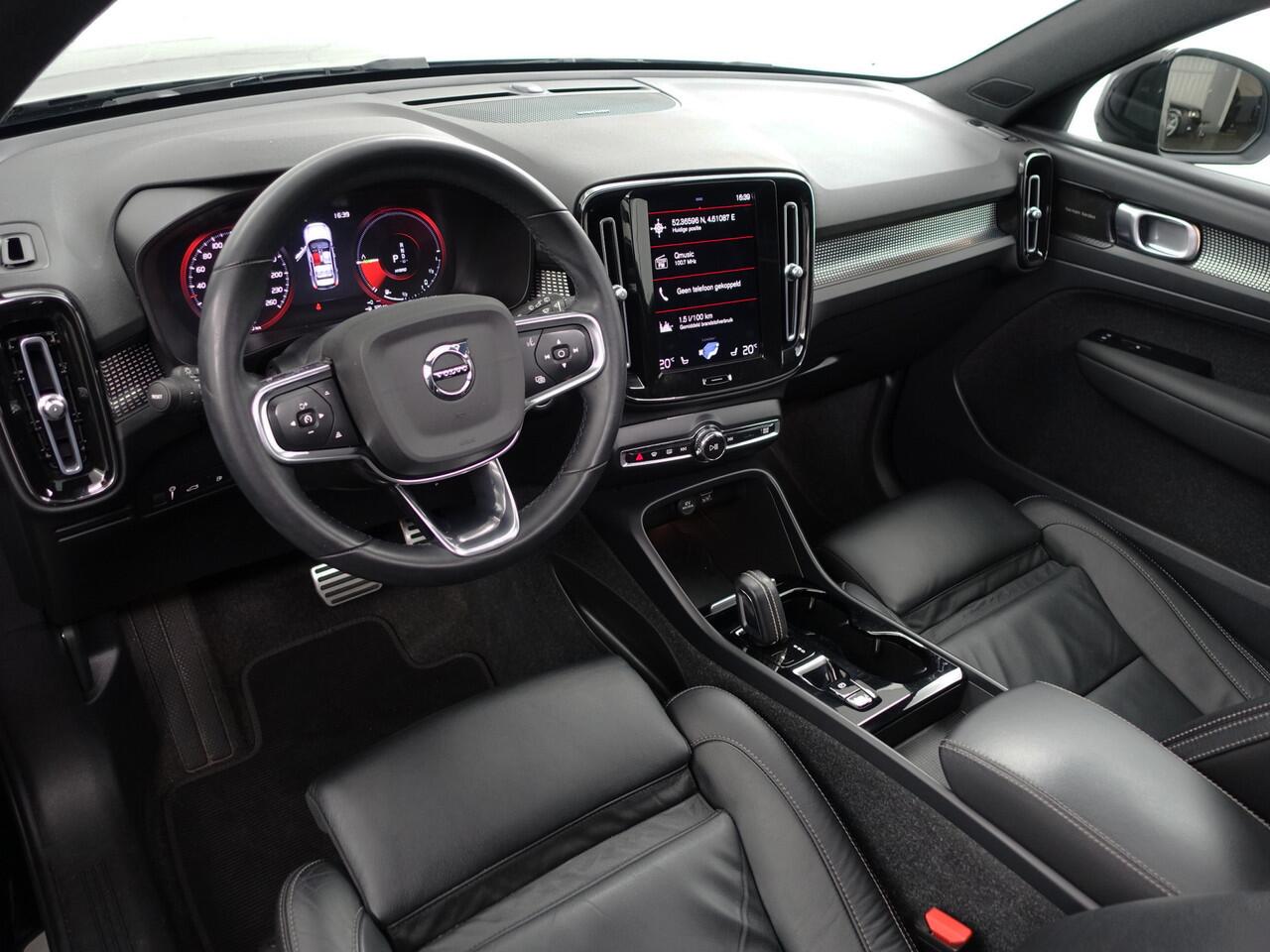 Volvo XC40 1.5 T5 Recharge R-Design Aut- Panoramadak, Harman Kardon, Stoel Memory, Stuur/Stoelverwarming, Carplay