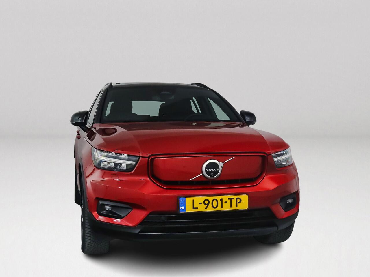 Volvo XC40 Recharge Twin Pro | Panoramadak | 360° camera | Harman Kardon | Stoel- en Stuurverwarming