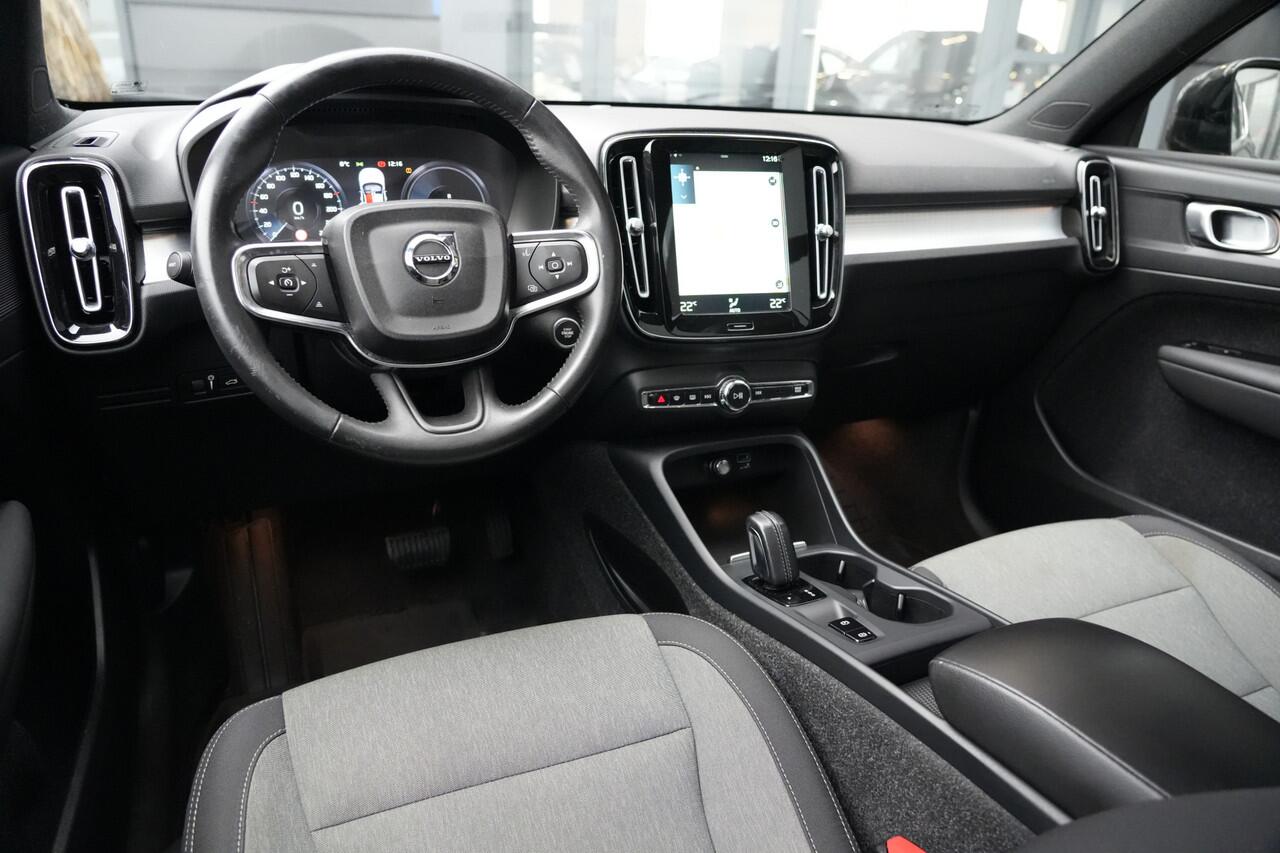 Volvo XC40 1.5 T5 Recharge Inscription 262pk Panoramadak/Navigatie/360Camera