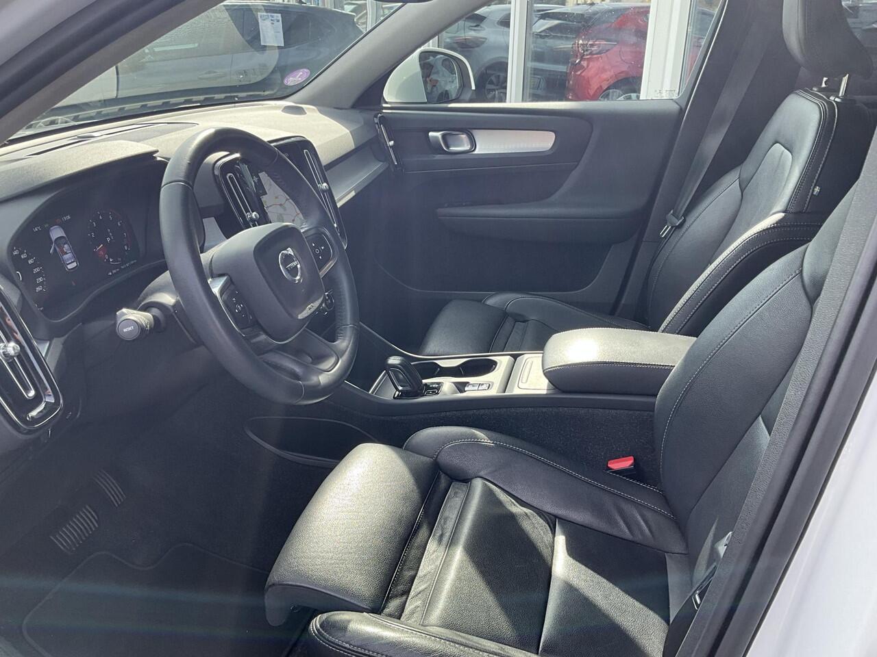 Volvo XC40 1.5 T2 Momentum