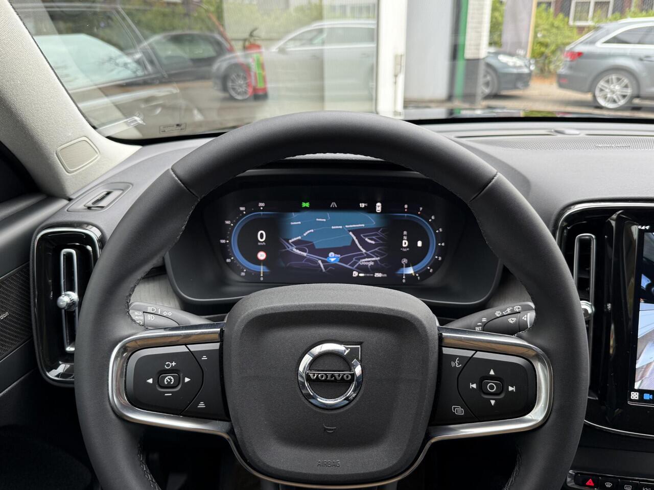 Volvo XC40 2.0 B4 Plus Dark |360°Camera|Leder|Memory|