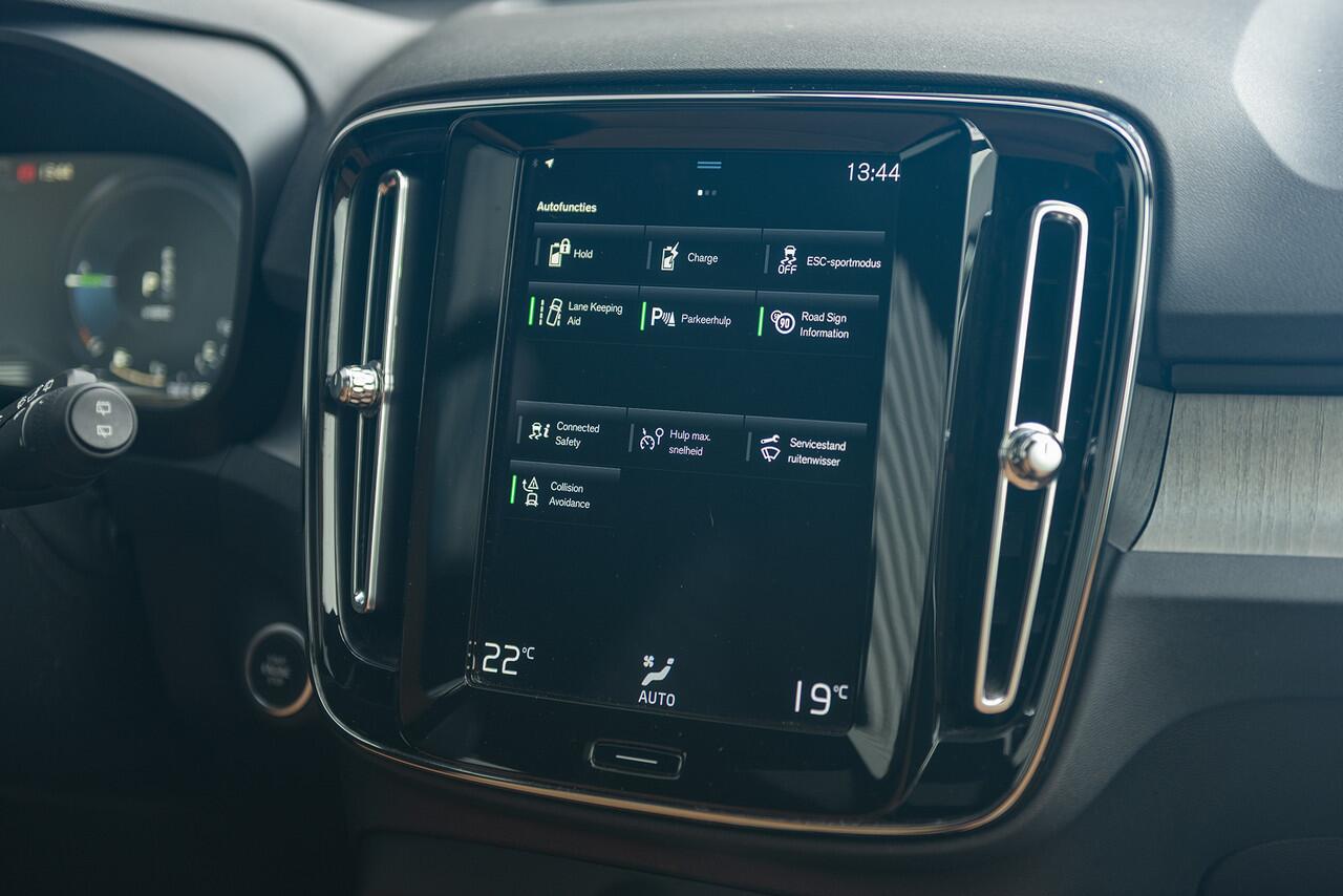 Volvo XC40 T4 Aut. Plug-In Hybrid Inscription Panoramadak Leder 211pk