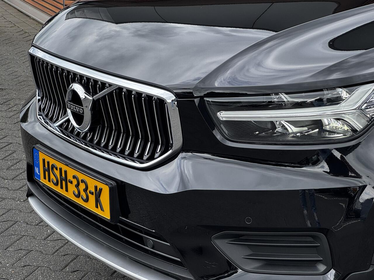 Volvo XC40 1.5 T4 Recharge Inscription PDC v+a / Camera / Navigatie / Carplay / 19 'lm velg