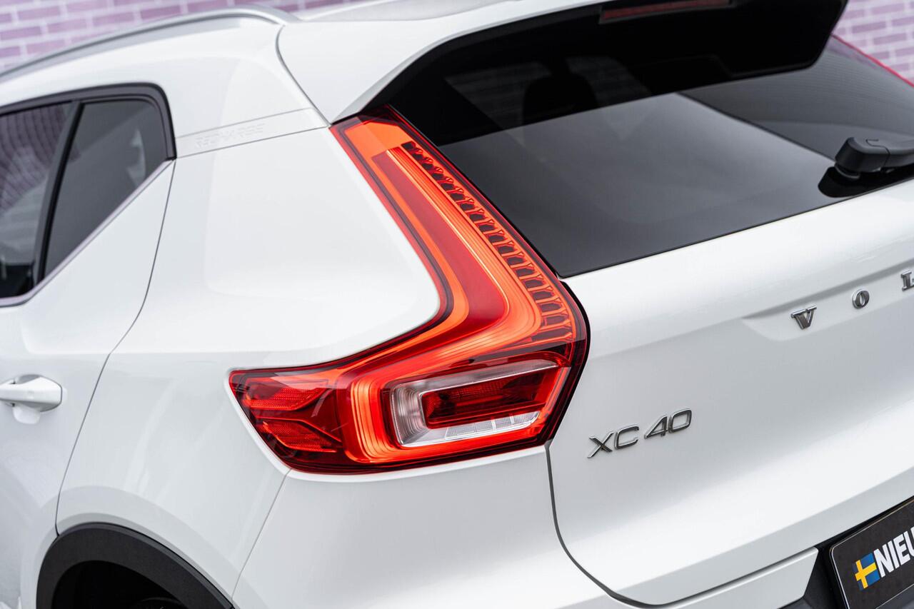 Volvo XC40 Recharge T5 Inscription Expression | Trekhaak | Adaptive cruise control | 360 camera | Harman Kardon audio | Stoel- en stuurwielverwarming | Elektrische stoelverstelling | Actieve LED koplampen |