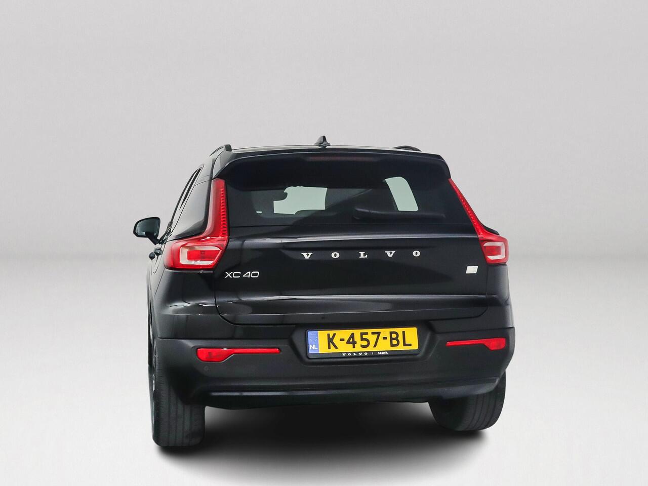 Volvo XC40 P8 AWD R-Design | Park Assist | Stoel- en Stuurverwarming | Trekhaak