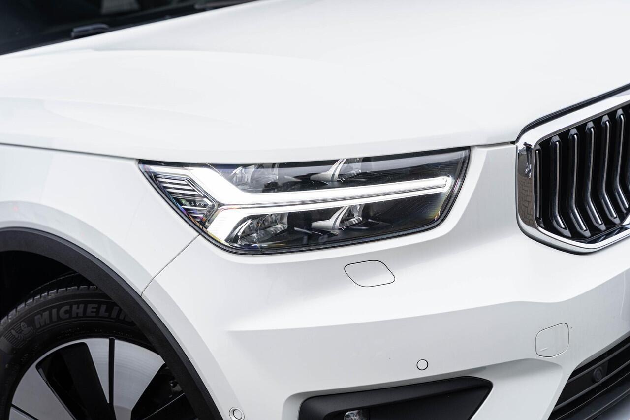 Volvo XC40 Recharge T5 Inscription Expression | Trekhaak | Adaptive cruise control | 360 camera | Harman Kardon audio | Stoel- en stuurwielverwarming | Elektrische stoelverstelling | Actieve LED koplampen |