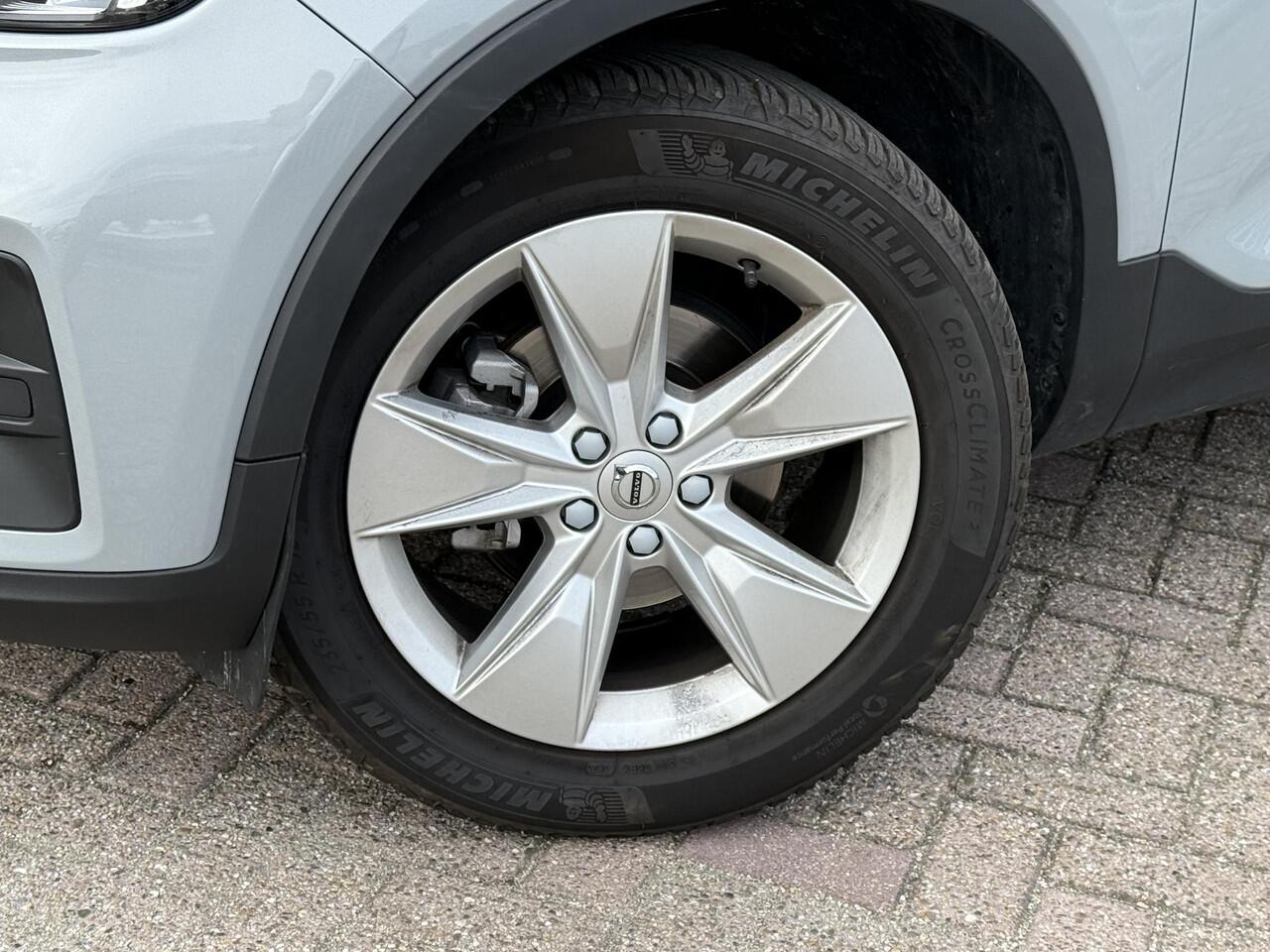 Volvo XC40 T2 Core Aut. | LED | Climate | Navigatie | Zitting verlengers | Keyless Entry + Start