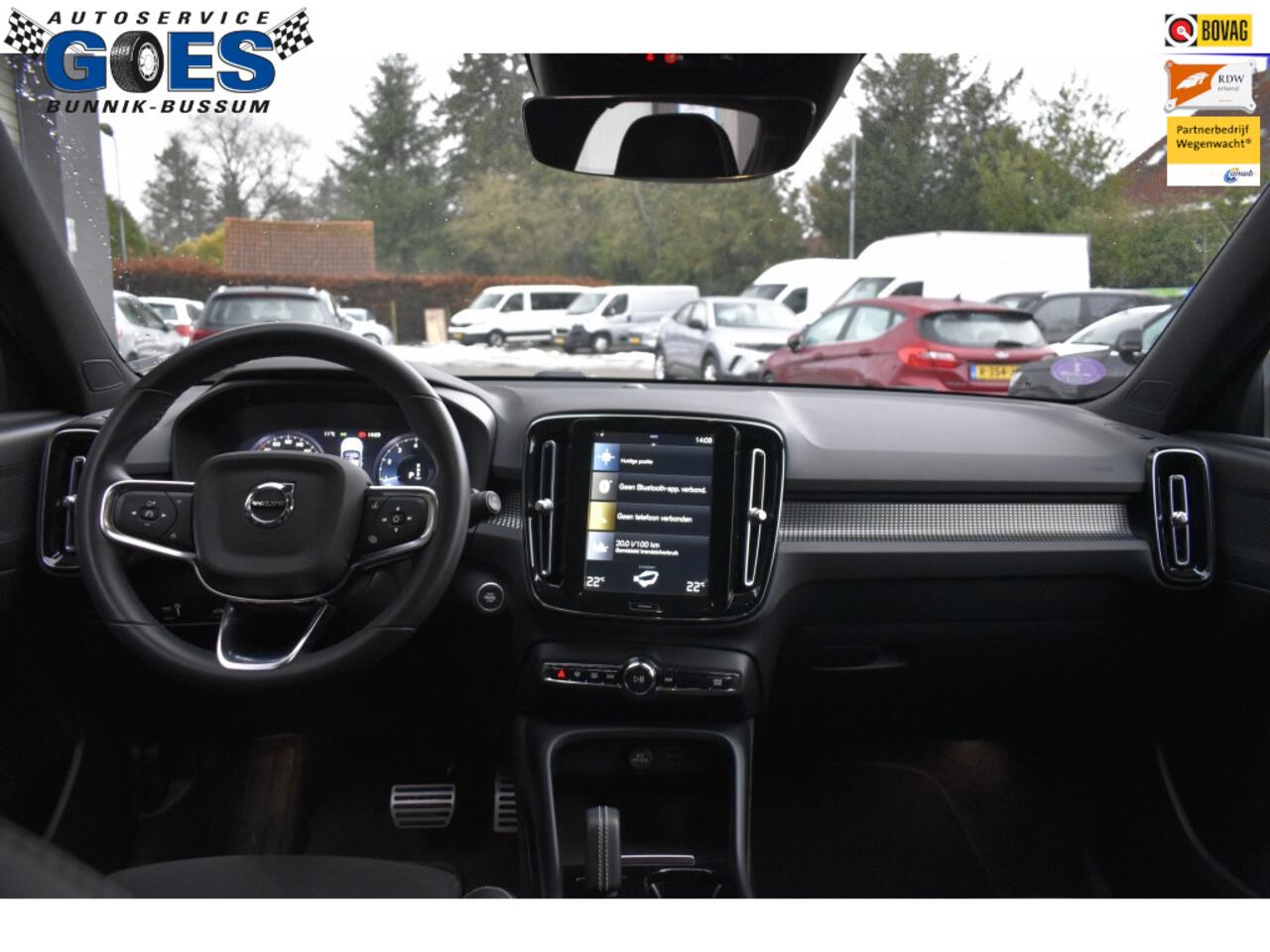 Volvo XC40 R Design | Leer | Alcatara | Elek. Trekhaak | Apple