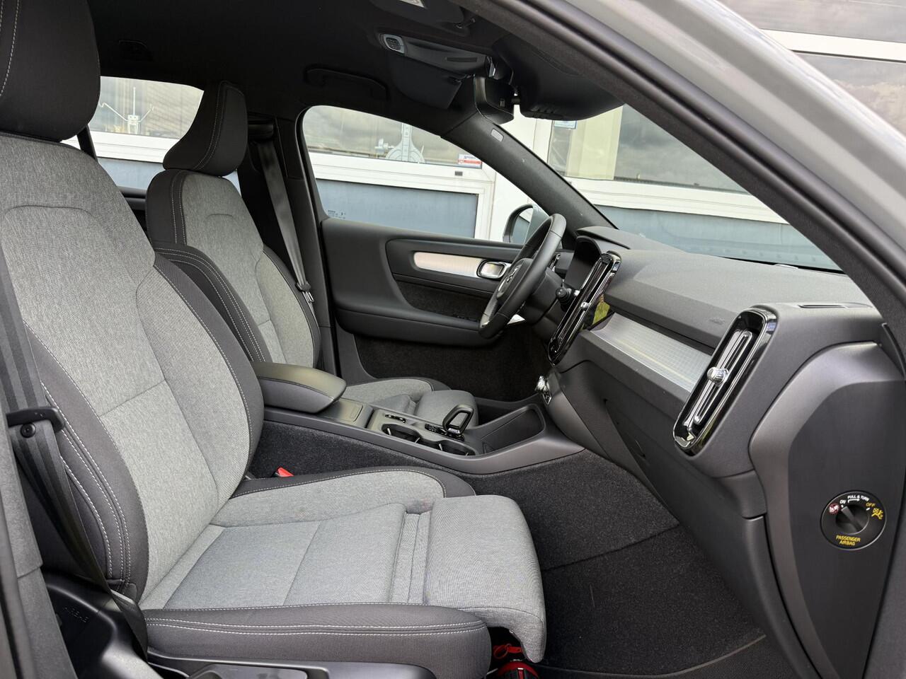 Volvo XC40 T2 Core Aut. | LED | Climate | Navigatie | Zitting verlengers | Keyless Entry + Start