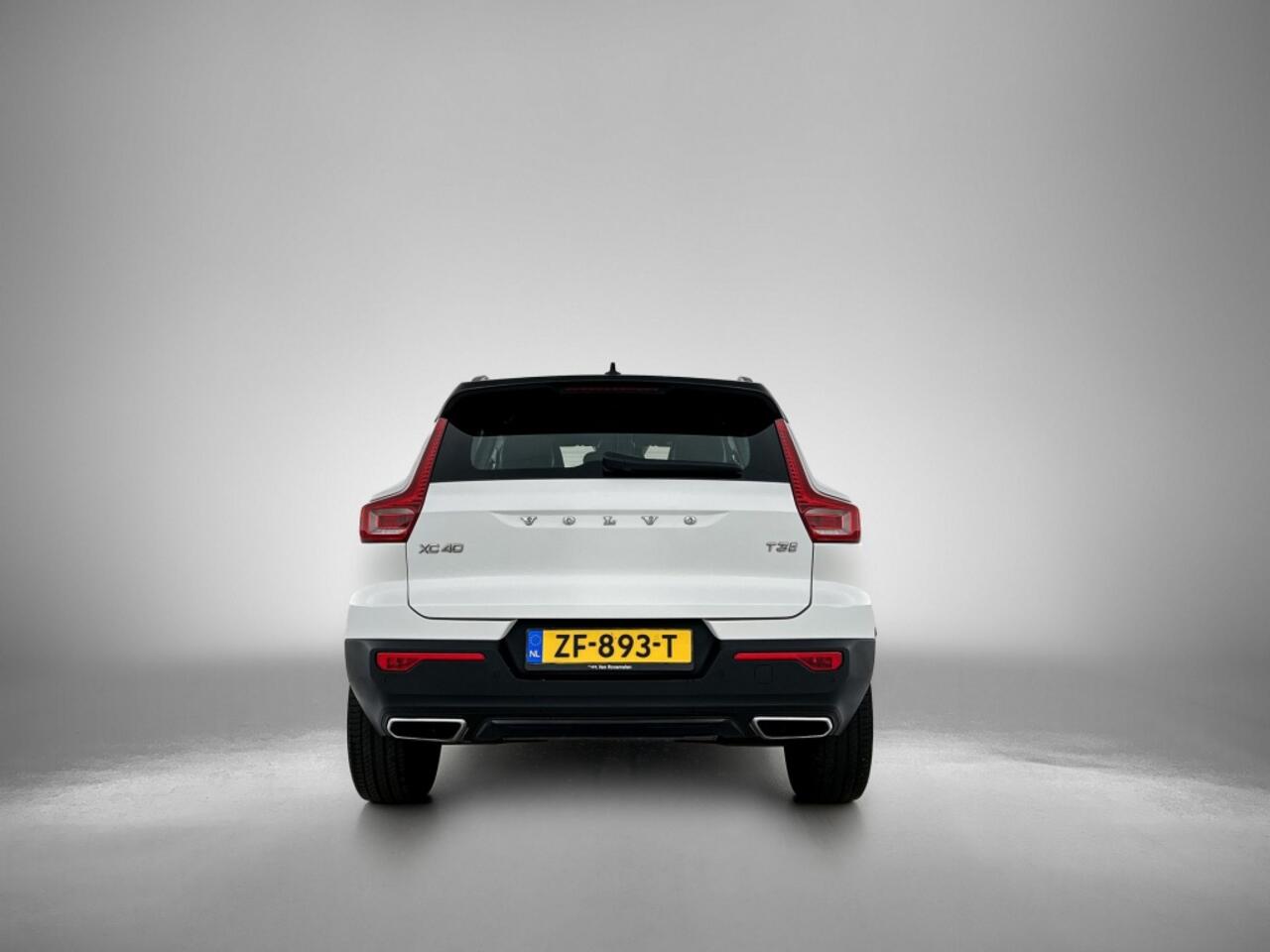 Volvo XC40 T3 Geartronic R-Design | Adaptive cruise | Trekhaak | Climate