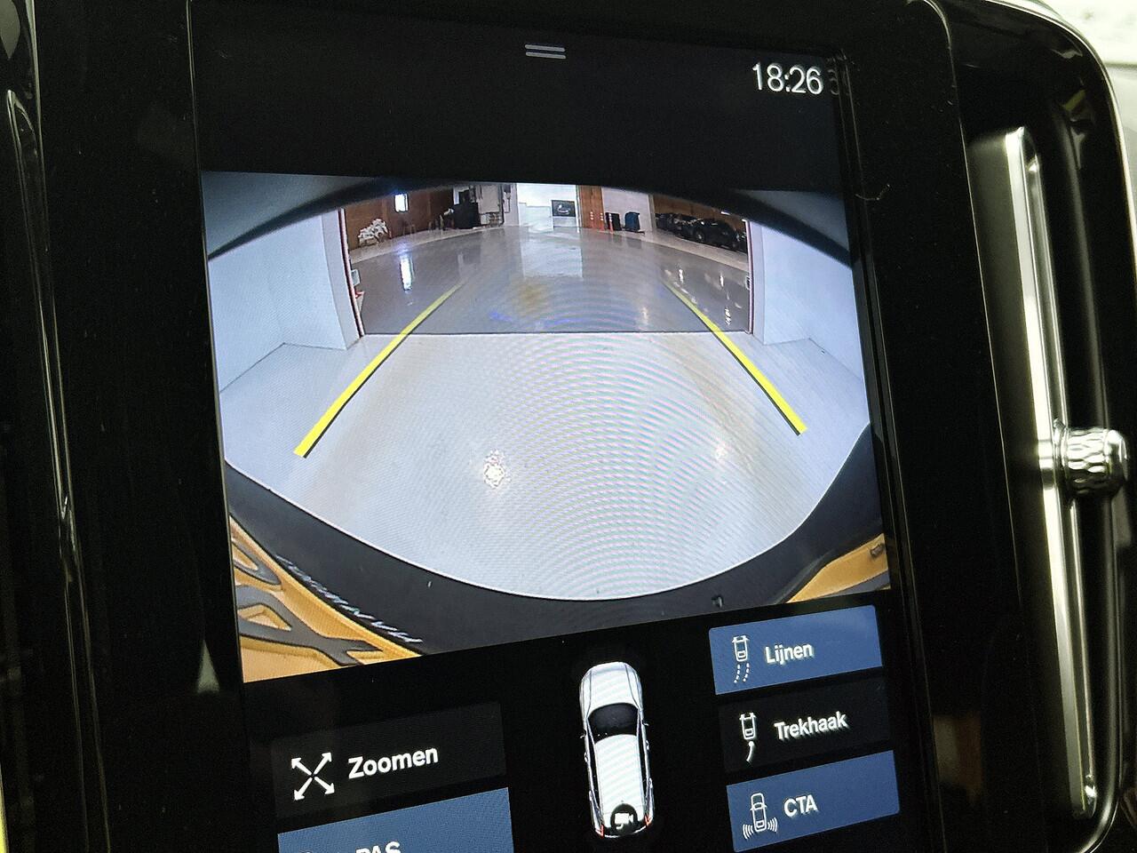 Volvo XC40 1.5 T5 Twin Engine R-Design Trekhaak | Climate Control | Cruise Contol | Achteruitrijcamera | Lichtmetalen velgen