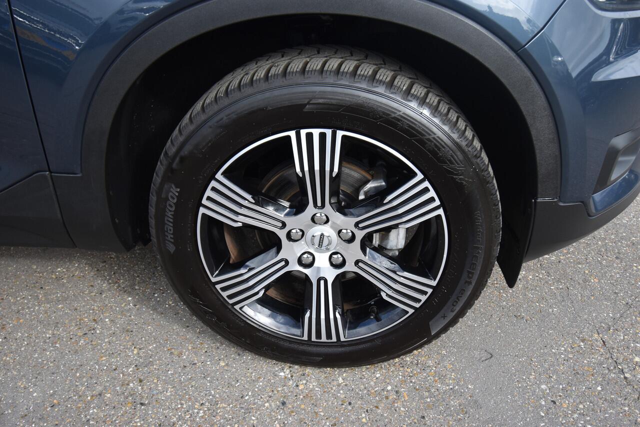 Volvo XC40 1.5 T2 Inscription , TREKHAAK , STOEL+STUUR VERW , VIRTUAL COCKPIT , NAVI , CLIMATR ,