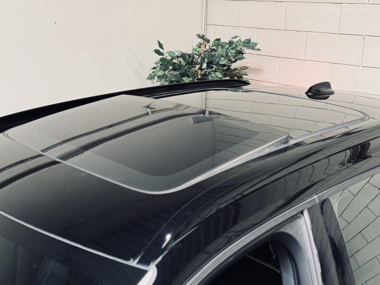 Volvo XC40 1.5 T5 Recharge R-Design | 20" | Panorama | Camera