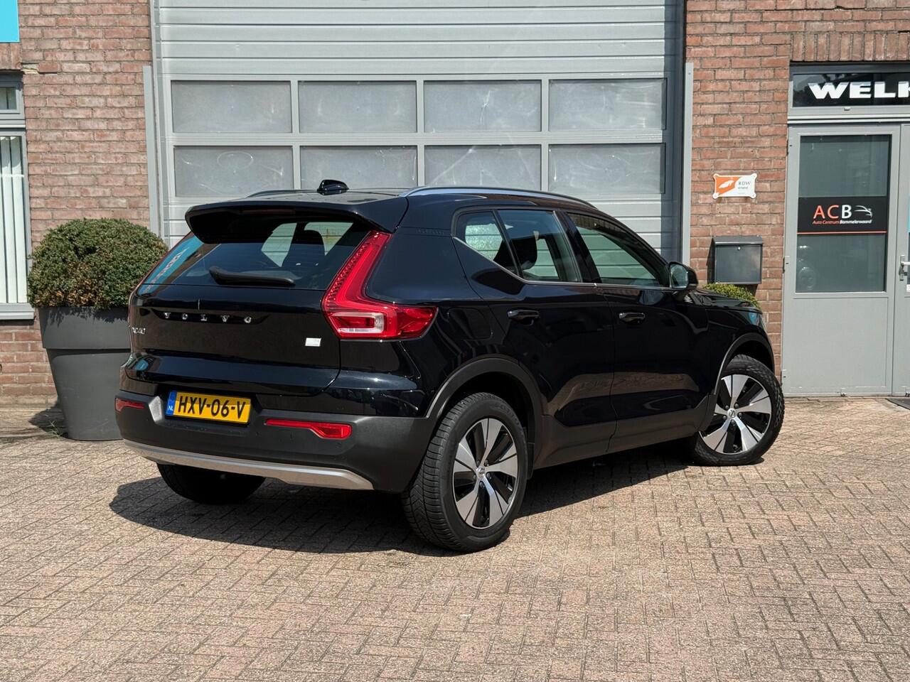 Volvo XC40 1.5 T4 Recharge Inscription Expression Panoramadak / Zeer Nette auto.