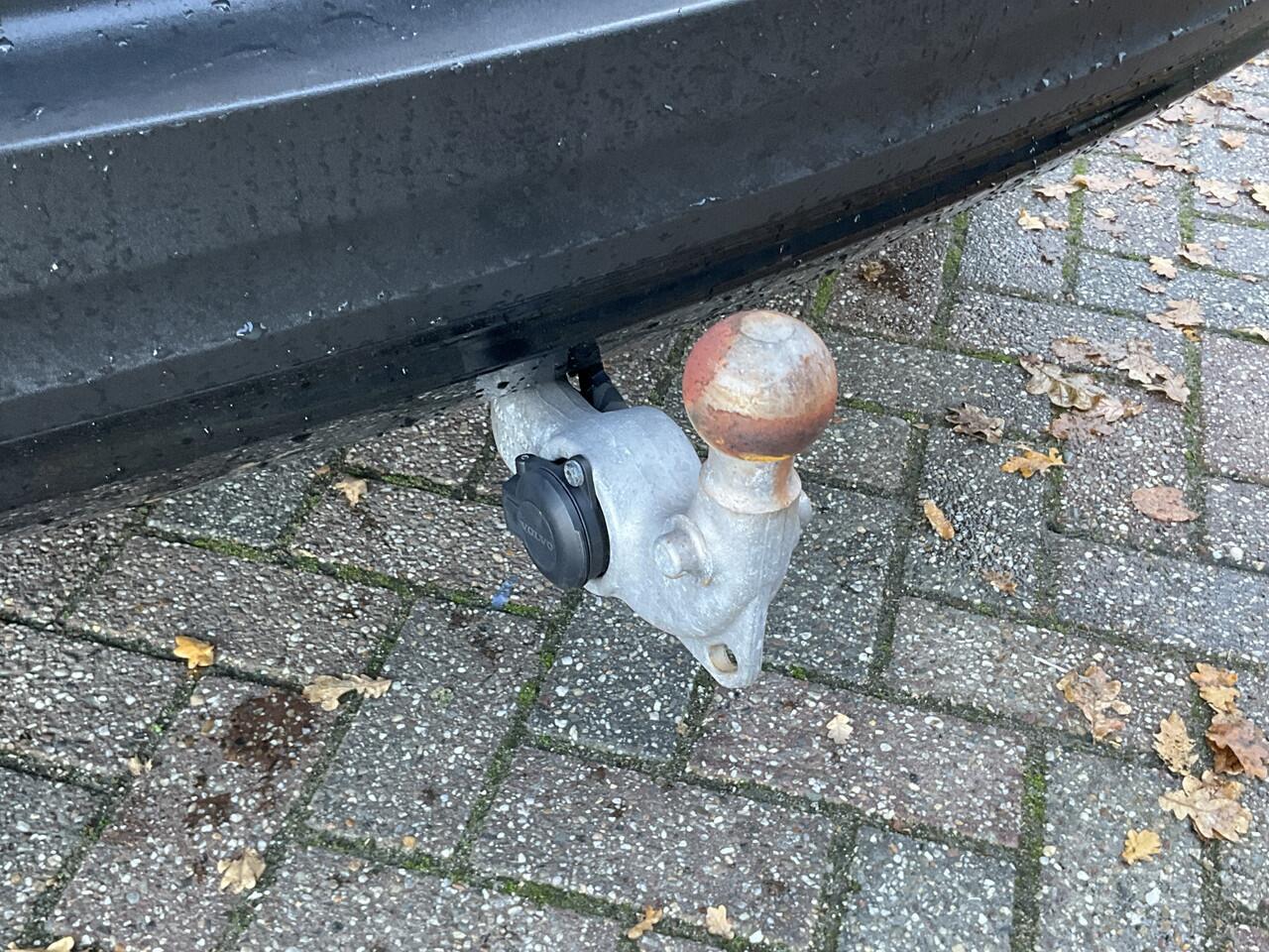 Volvo XC40 1.5 T5 262pk PHEV Recharge R-Design Elek.Trekhaak Leer Stoel/Stuurverw Adap.Cruise NL-Auto!