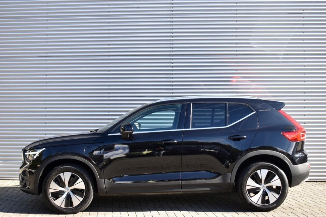 Volvo XC40 1.5 T4 RECHARGE / LEDER / H/K AUDIO / EL. STOEL+MEMORY