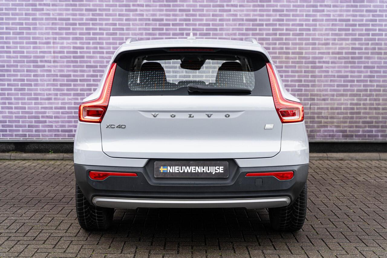 Volvo XC40 1.5 T5 Recharge Inscription Expression | Camera | Adaptive Cruise Control | DAB | Climate control | Parkeersensoren Voor + Achter | Carplay | Volvo On Call |
