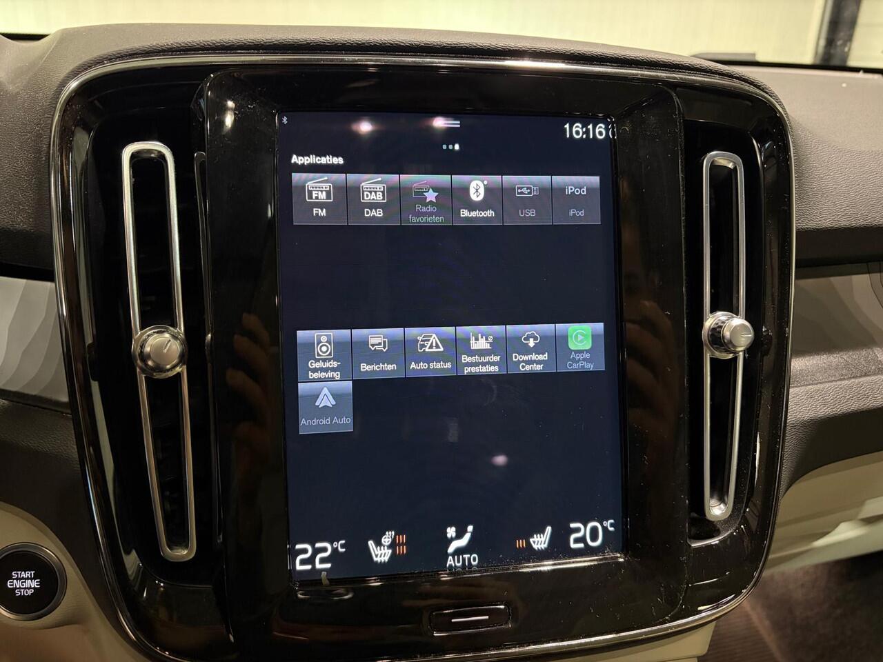 Volvo XC40 T4 Aut. Plug-in Hybrid Ultimate Dark ACC Parkeercamera 211pk