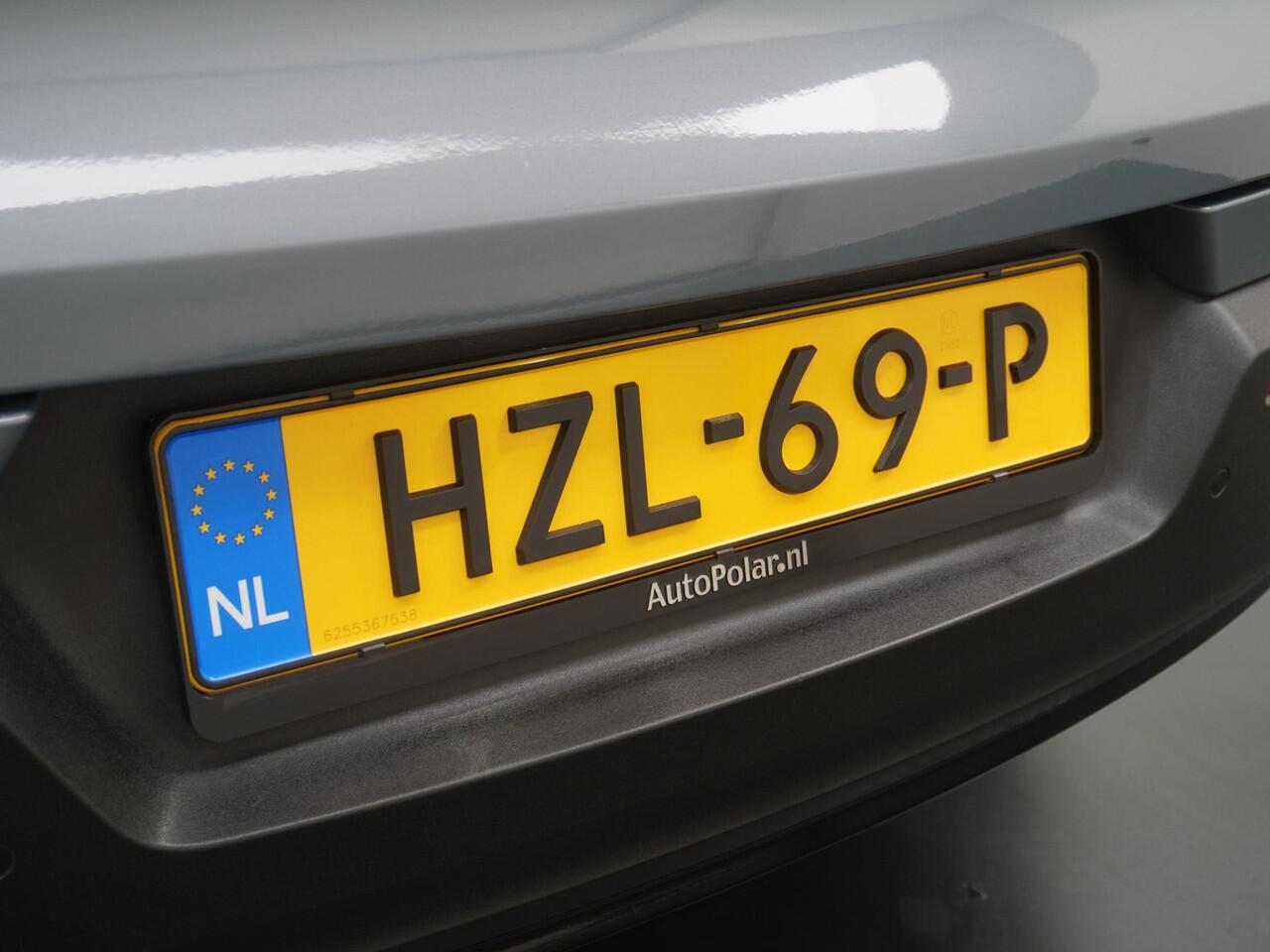 Volvo XC40 1.5 T4 Recharge R-Design 20inch/Sportstoelen-Leder/Harman Kardon etc.