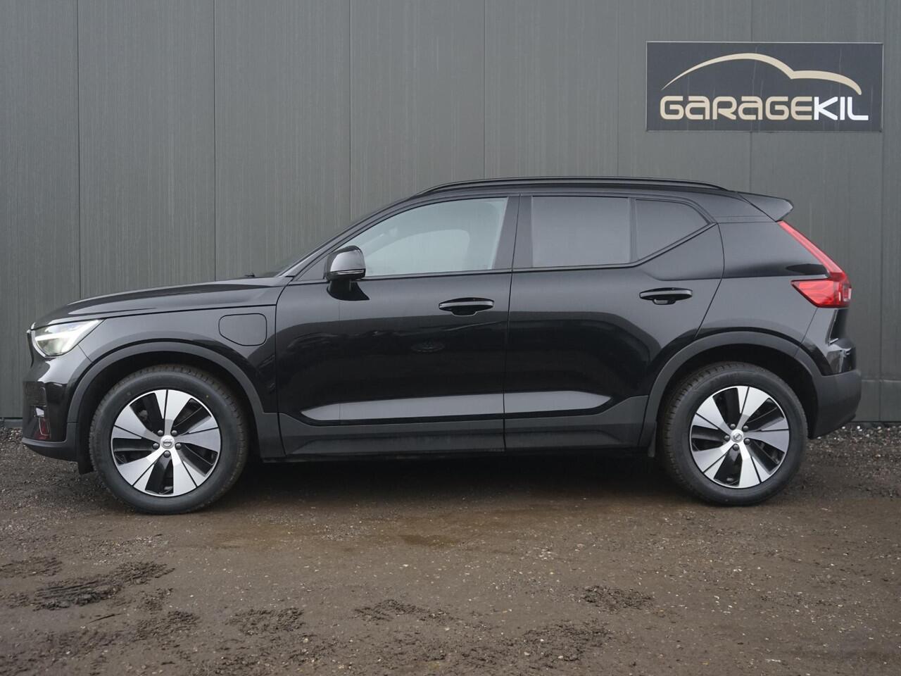 Volvo XC40 1.5 T5 Plug-in hybrid Plus Dark facelift / 1e Eig / Dealeronderh / Stoel- Stuurverwarming / Camera / Carplay / LED / Half leder