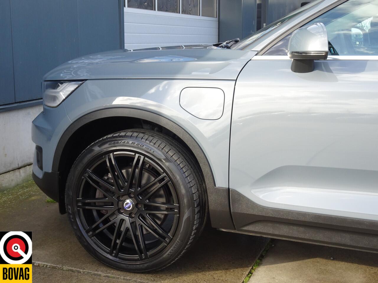 Volvo XC40 1.5 T4 Recharge Momentum pro