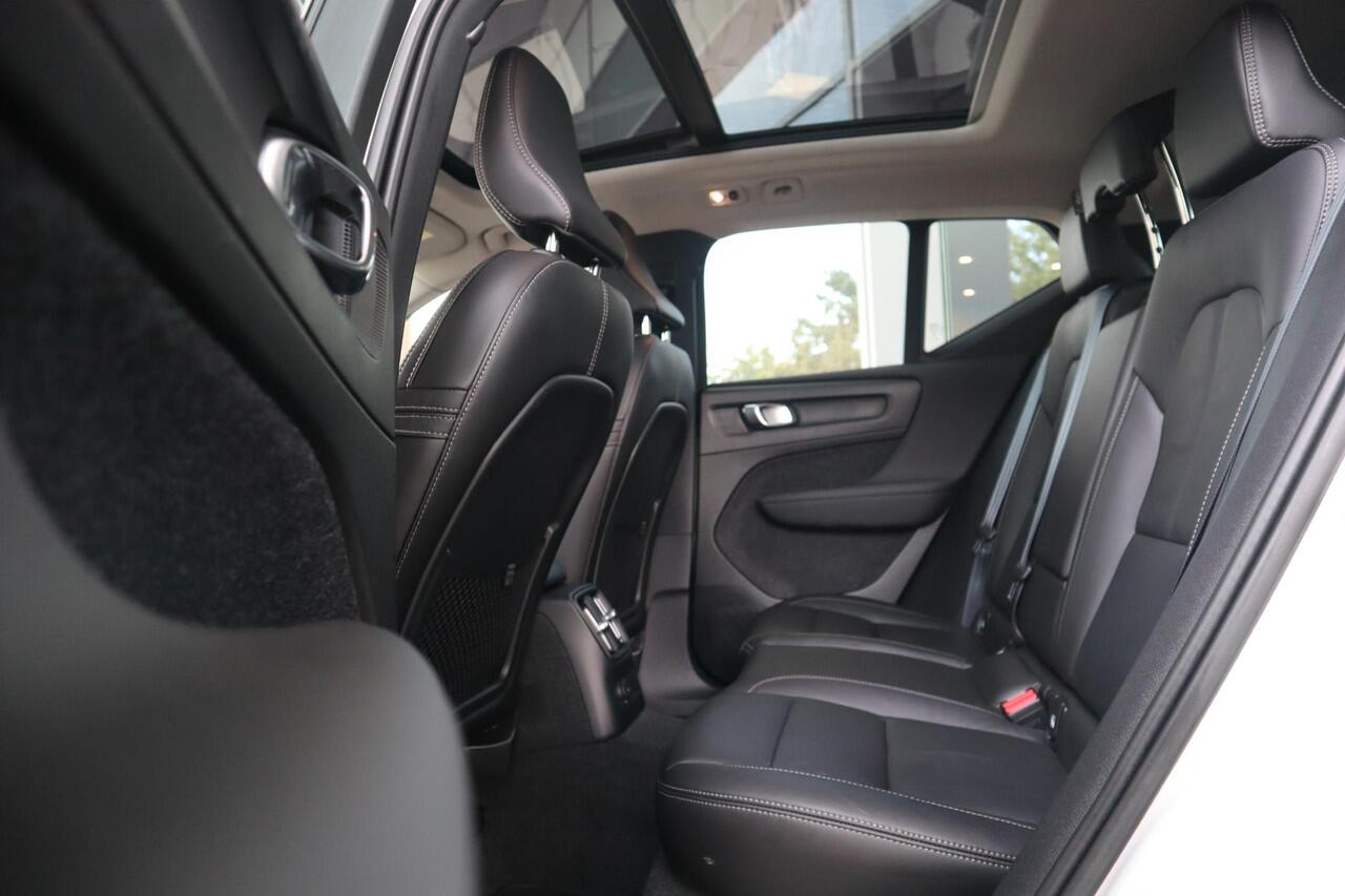 Volvo XC40 1.5 T5 Plug-in hybrid Ultimate Dark | Vos Geleverd & Onderhouden| Full Option!|