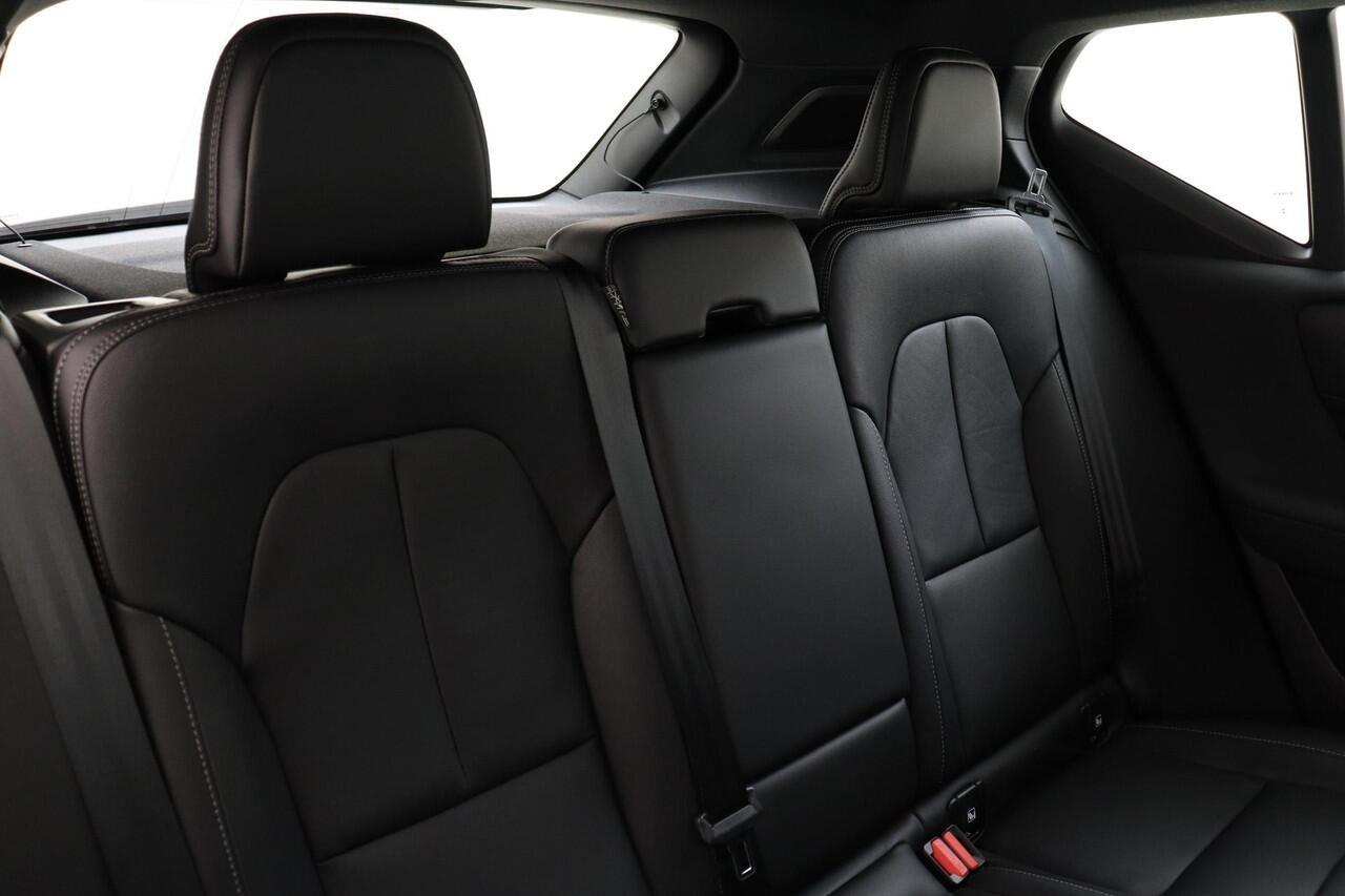 Volvo XC40 RECHARGE P8 AWD R-DESIGN -PANO.DAK|HARMAN/KARDON|360°CAM|LEDER|TREKHAAK|WARMTEPOMP|BTW!