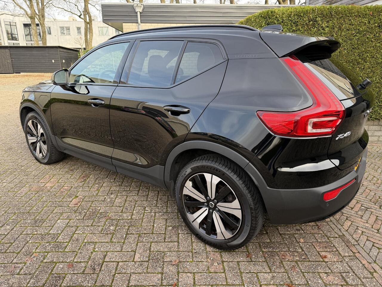 Volvo XC40 1.5 T5 Plus Dark Recharge Plug-in Hybrid Plus Dark