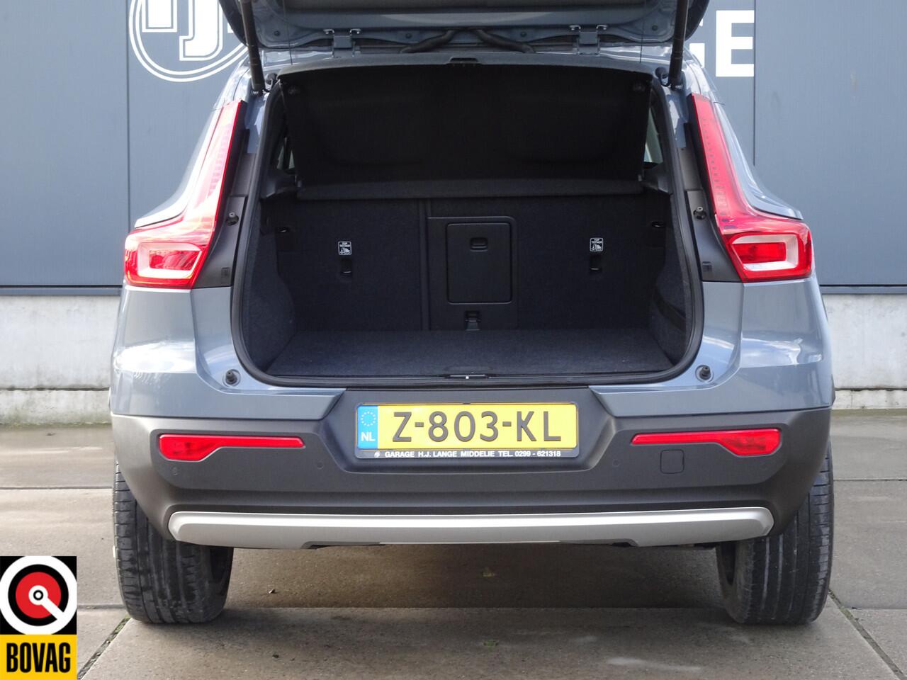 Volvo XC40 1.5 T4 Recharge Momentum pro