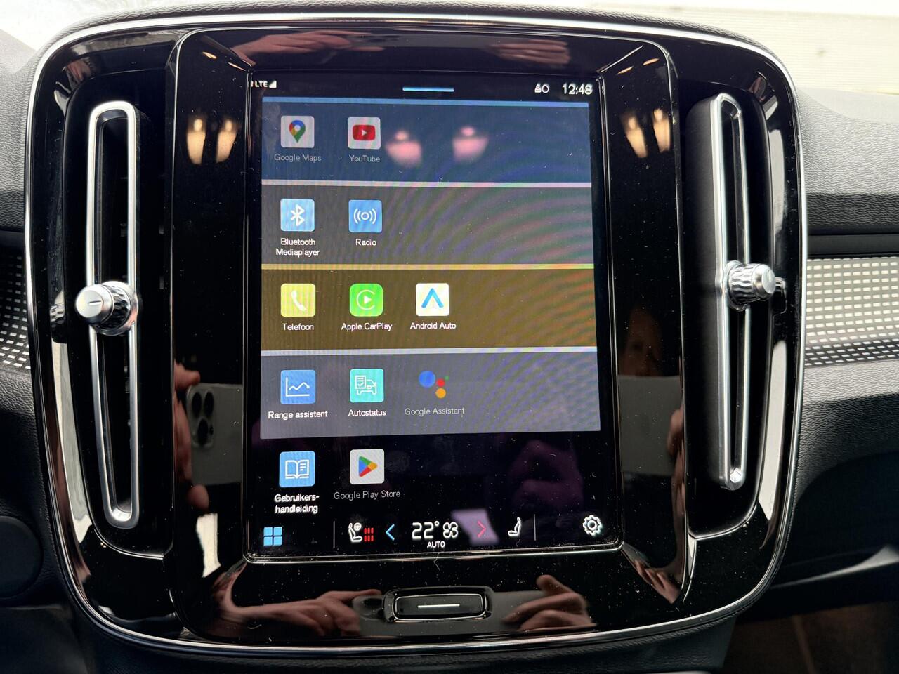 Volvo XC40 Recharge P8 AWD R-Design Leer, 2-Tone, LM | SOH 93,2%