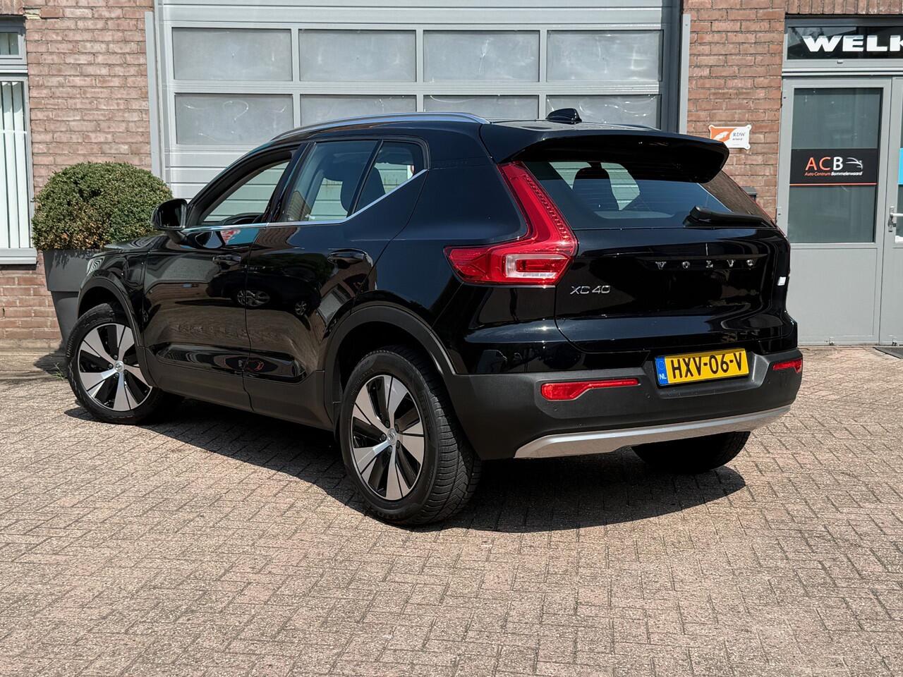 Volvo XC40 1.5 T4 Recharge Inscription Expression Panoramadak / Zeer Nette auto.