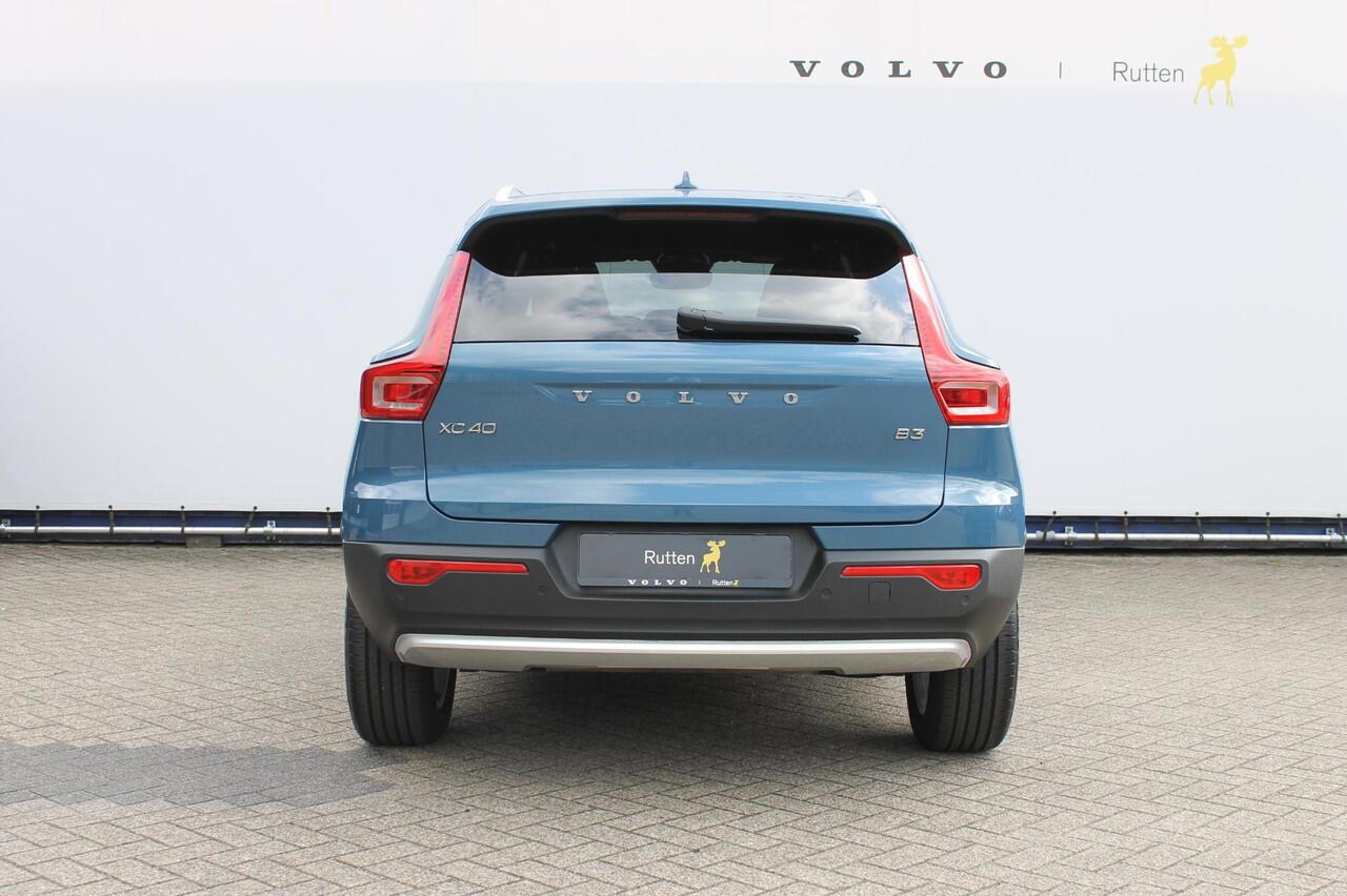 Volvo XC40 B3 177PK Automaat Core Google infotainment / Draadloos telefoon opladen / Elektrisch bedienbare bestuurdersstoel met geheugen / Adaptieve Cruise Control