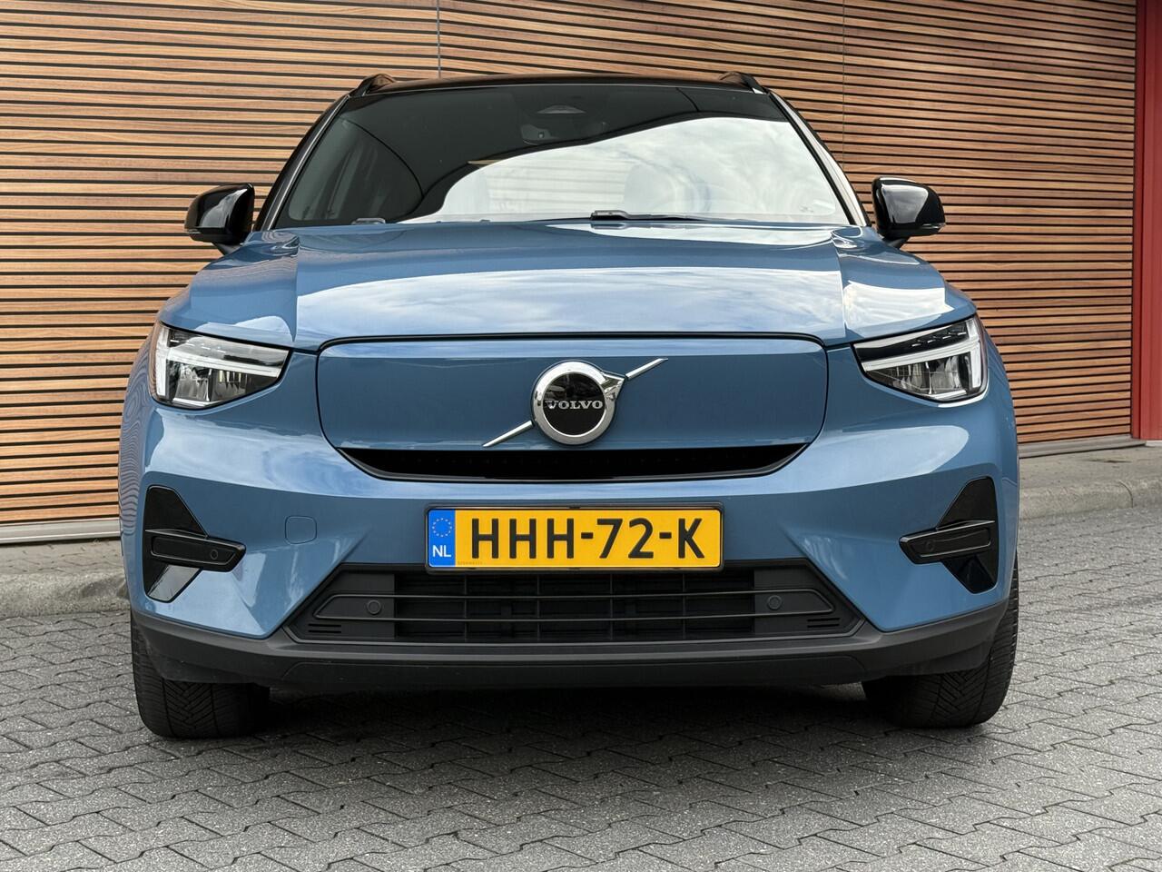 Volvo XC40 Recharge Core 70 kWh Navi / Camera / Clima / All season banden