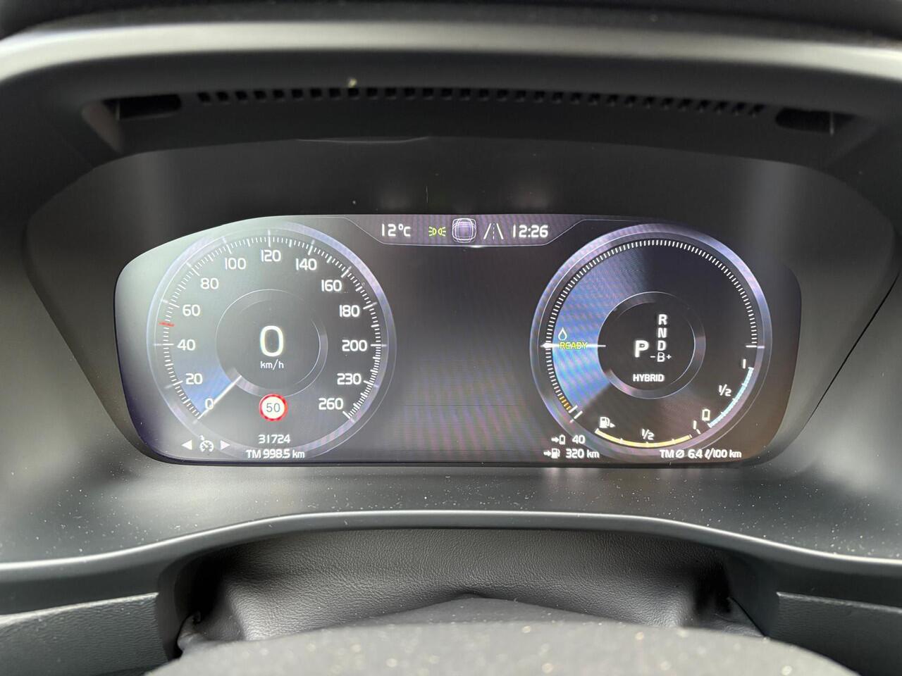 Volvo XC40 T4 Aut. Plug-In Hybrid Plus Bright CruiseControl Parkeercamera 211pk