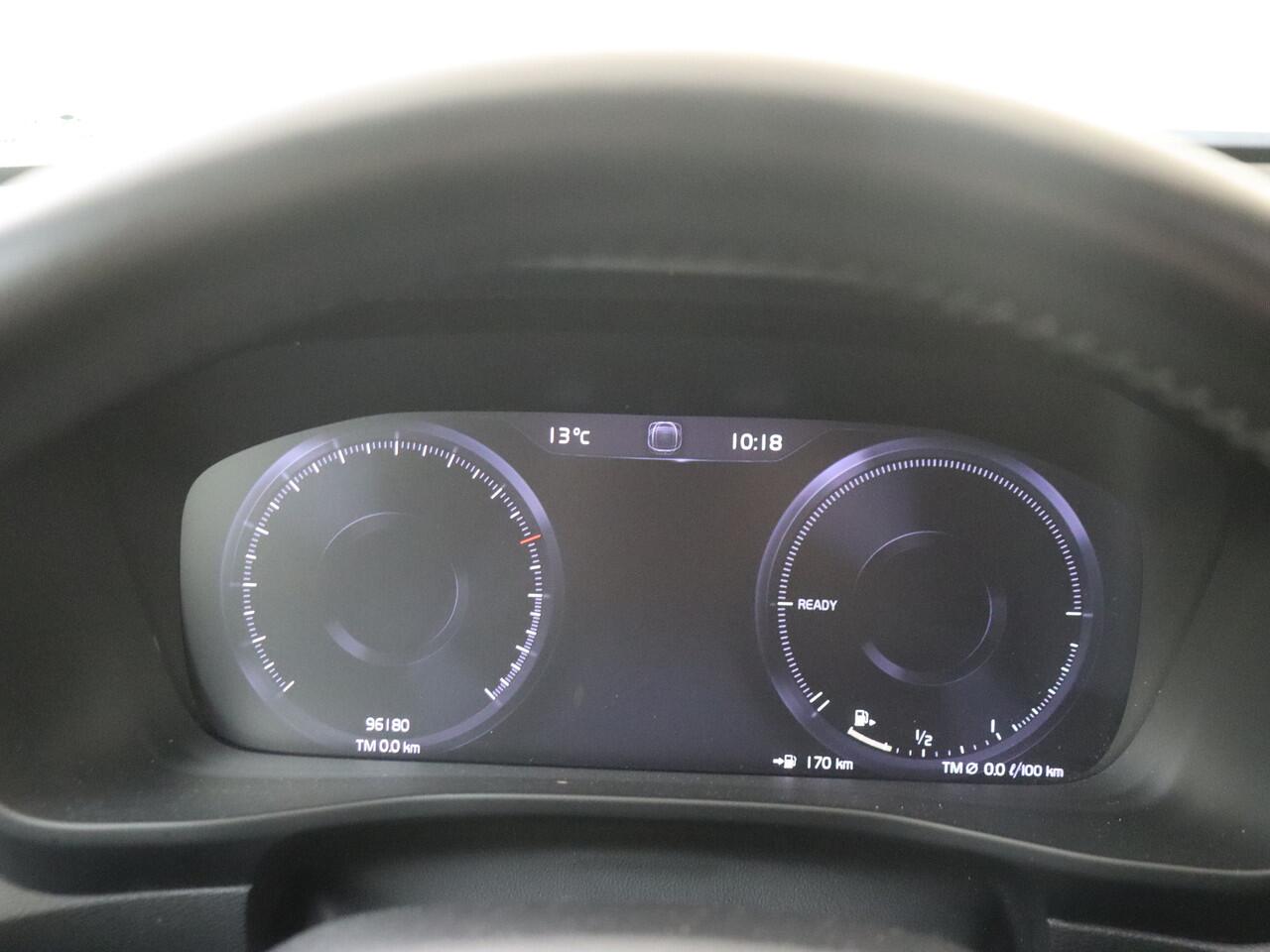 Volvo XC40 1.5 T5 Recharge Twin Engine Inscription | Harman Kardon | Stoel en Stuurverwarming | Camera | 262PK!