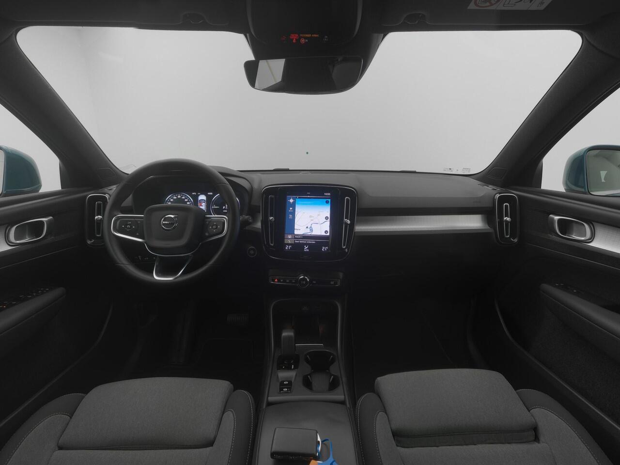 Volvo XC40 1.5 T4 Recharge Inscription Expression | CAMERA | KEYLESS