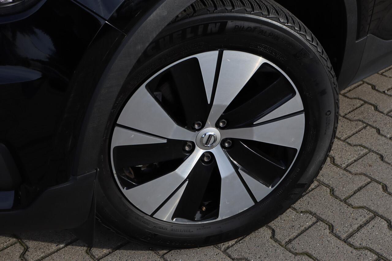 Volvo XC40 1.5 T5 Recharge Inscription | DAB | Carplay | 18 Inch |