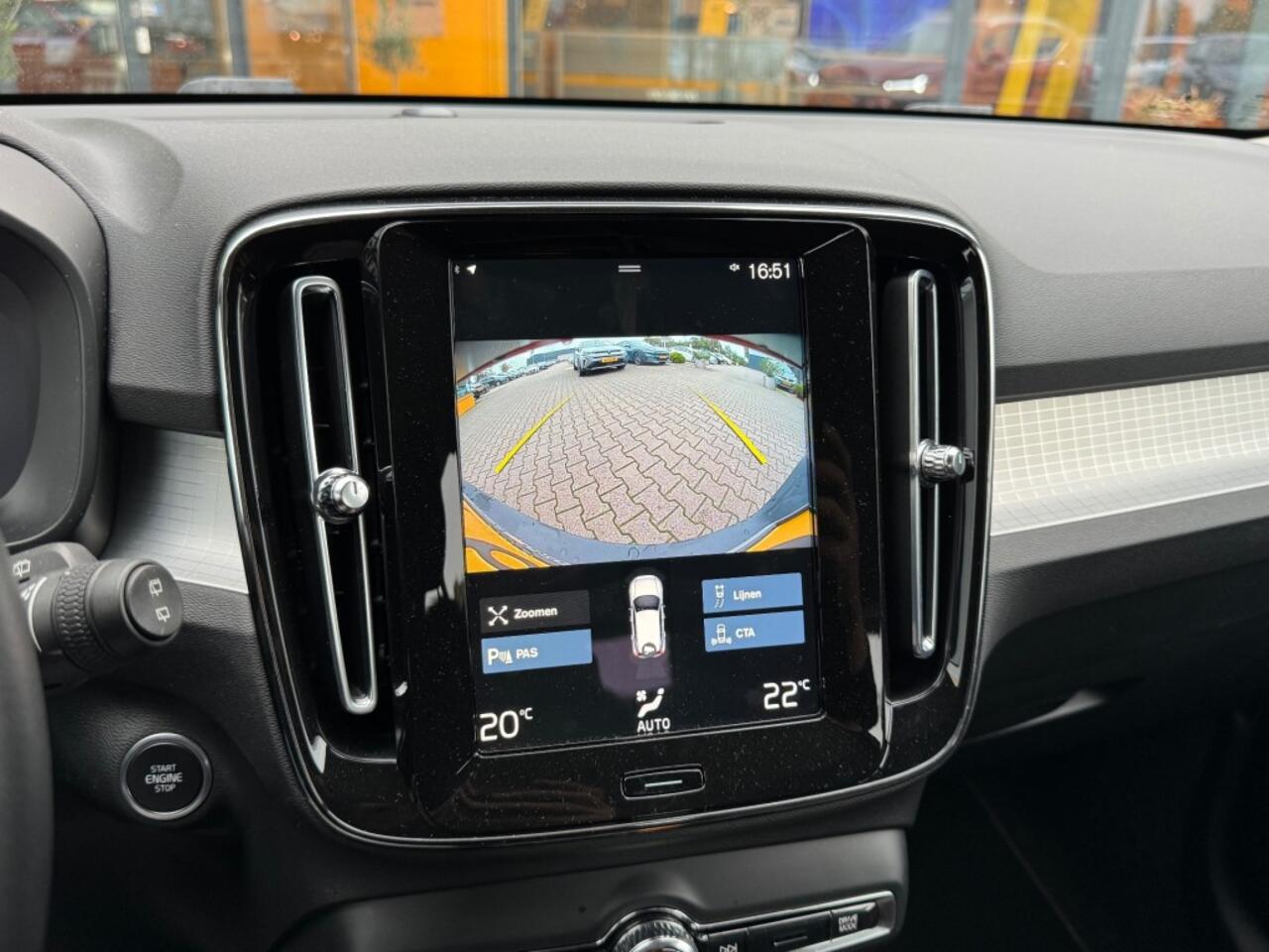 Volvo XC40 1.5 T5 Recharge Inscription - Navi - camera - electr achterklep