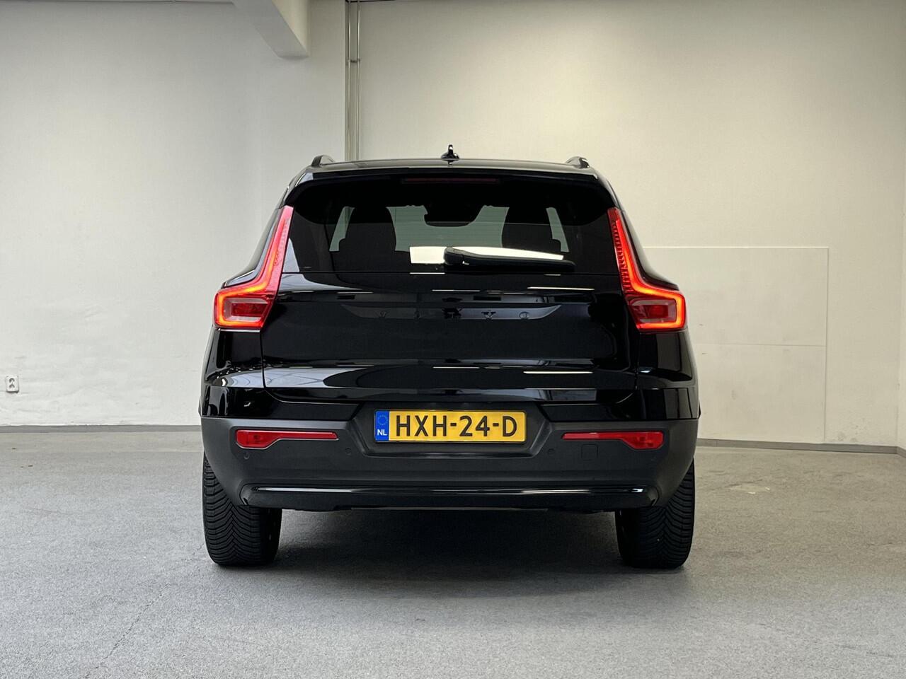 Volvo XC40 1.5 T4 Recharge Plus Dark | H&K | CARPLAY | CAMERA | LEDER | DEALERONDERHOUDEN | 97% SOH |