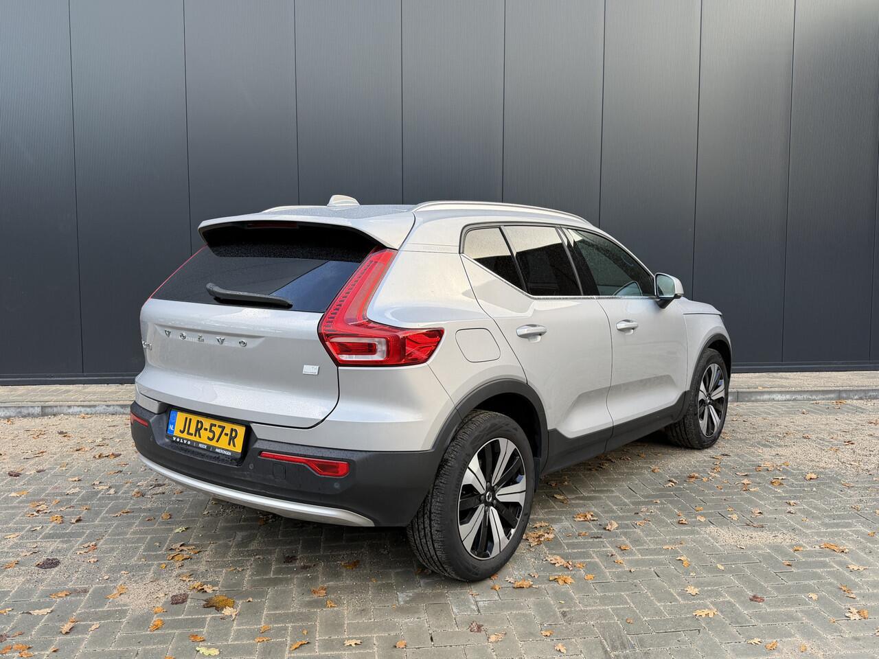 Volvo XC40 1.5 T4 Plug-in hybrid Core Bright 19 inch | Camera | Elektrische stoelen